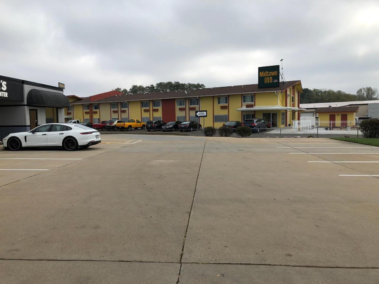 Midtown Inn Springfield Exterior photo